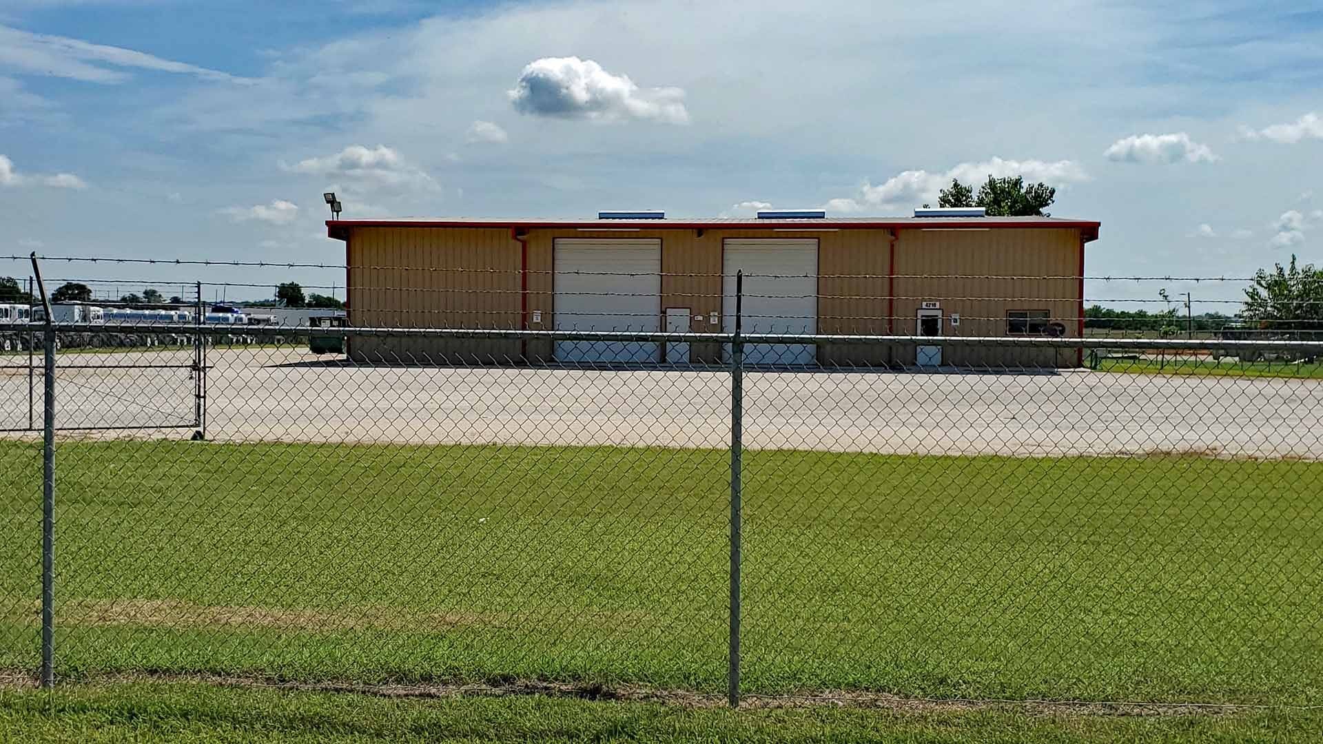 4216 N Graytown Rd, Converse, TX for Sale