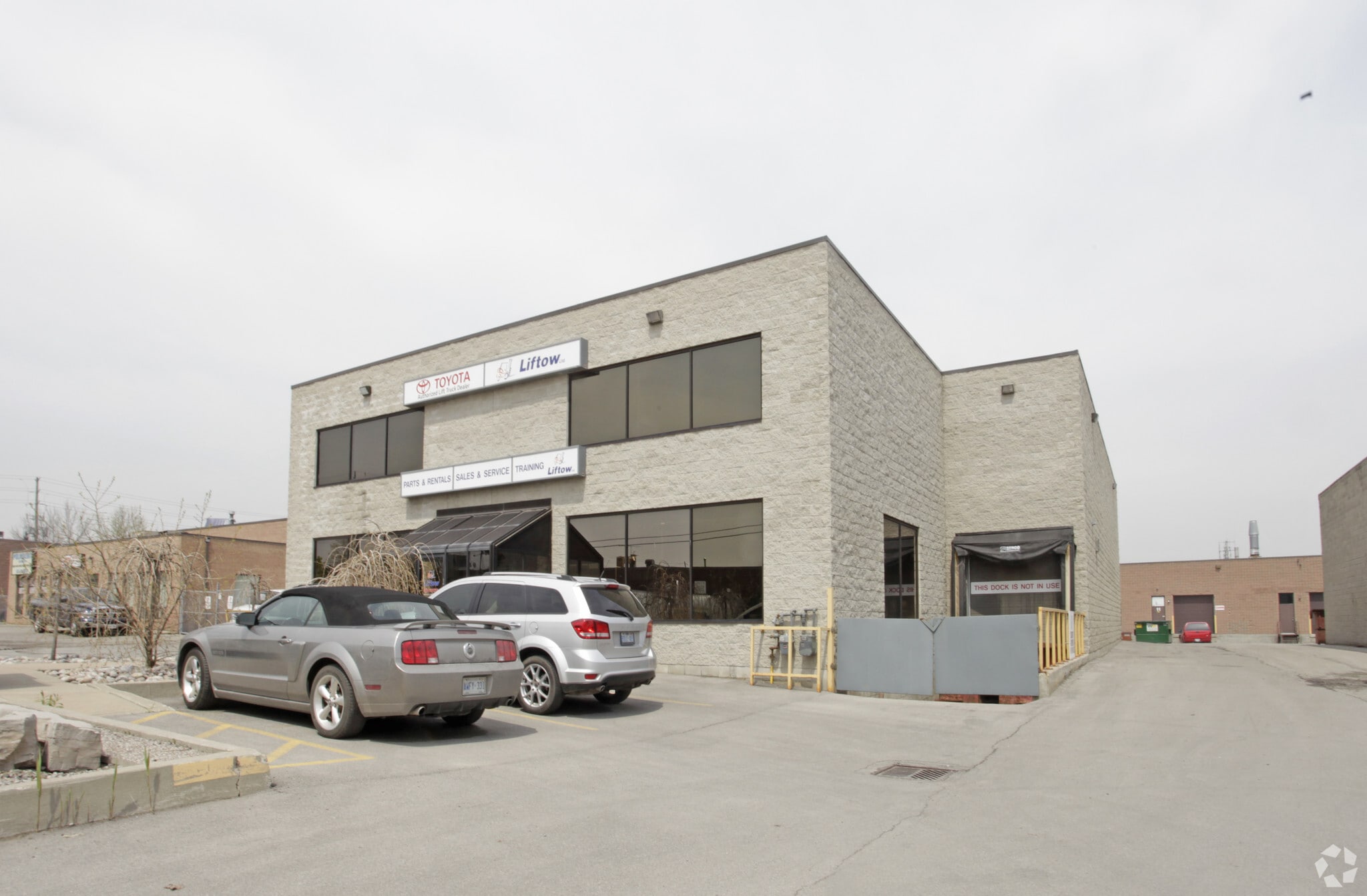 7 Rainham Crt, Brampton, ON for Rent