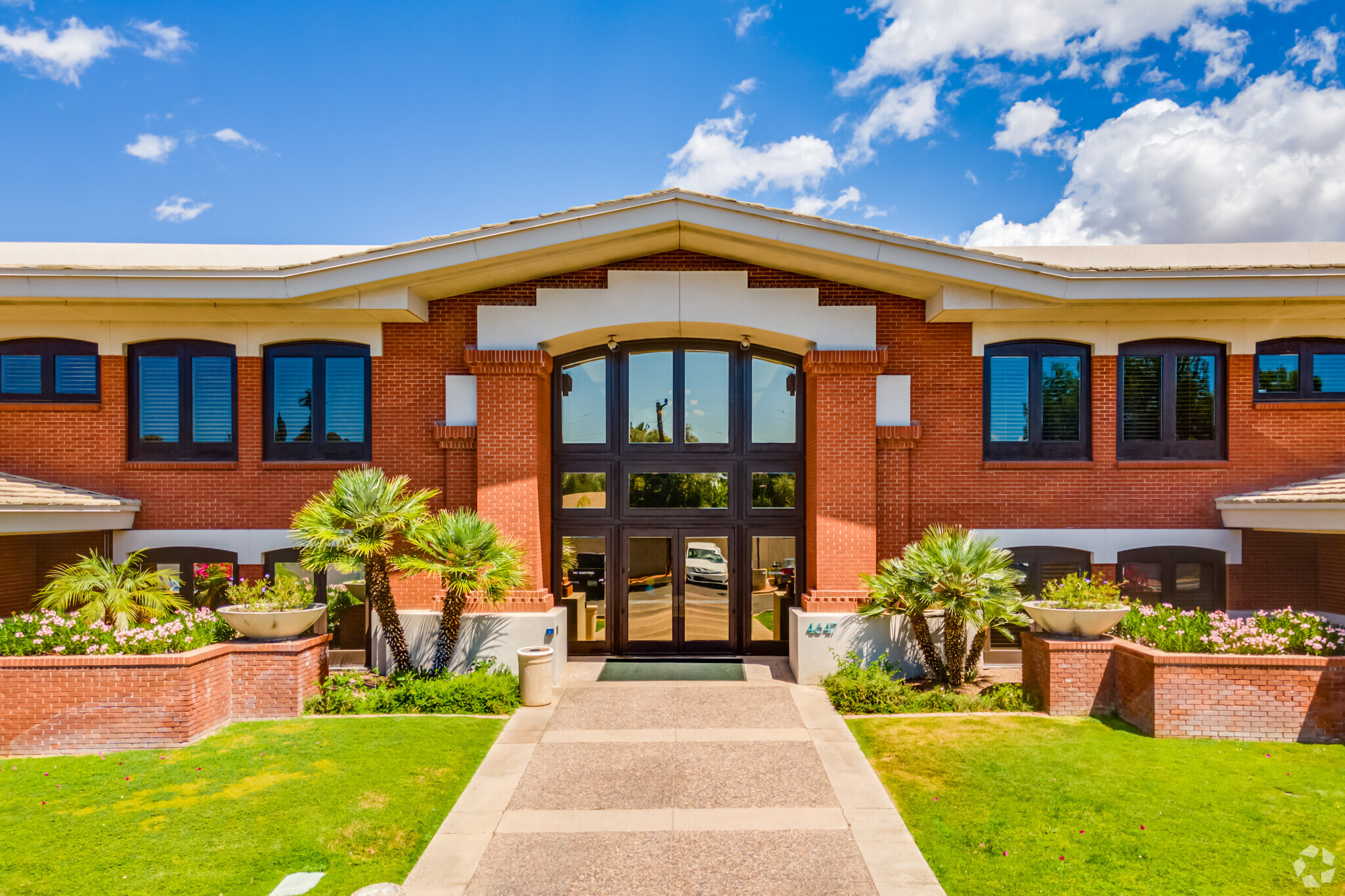 4645-4647 N 32nd St, Phoenix, AZ for Rent