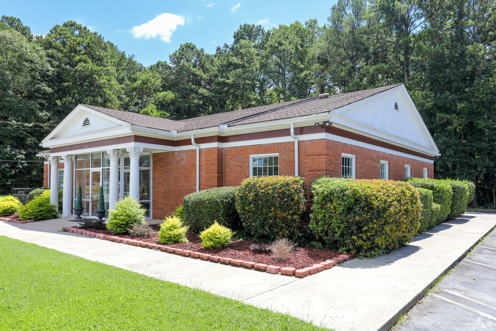 499 Arrowhead Blvd, Jonesboro, GA for Sale