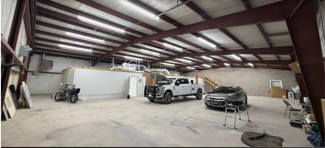 835 W Sunrise Cir, Hobbs, NM for Rent