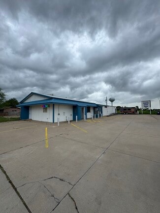 Goddard, KS Retail - 727 N Walnut St