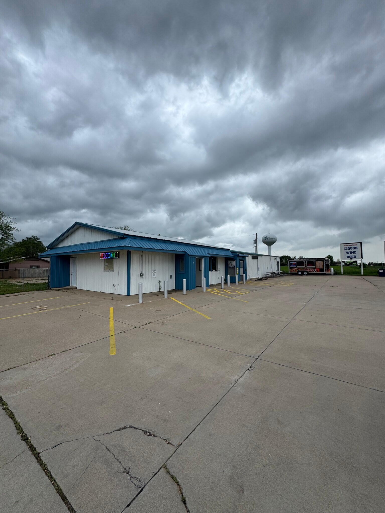 727 N Walnut St, Goddard, KS for Rent