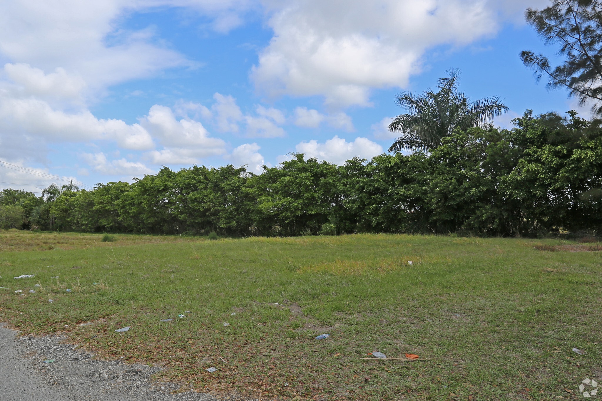 10700 NW 89th Ave, Hialeah, FL for Sale