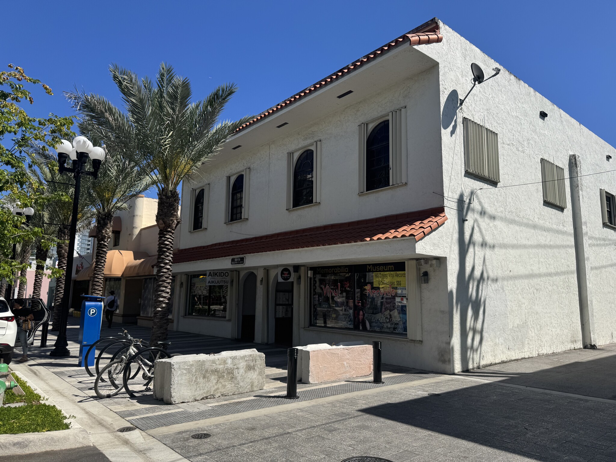 2028 Hollywood Blvd, Hollywood, FL for Rent