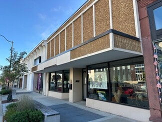 Indianola, IA Storefront - 110 N Howard St
