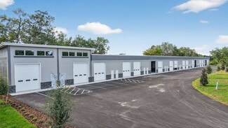 Leesburg, FL Showroom - 3384 Main St