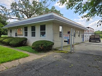 Hamilton, NJ Freestanding - 301 Kuser Rd