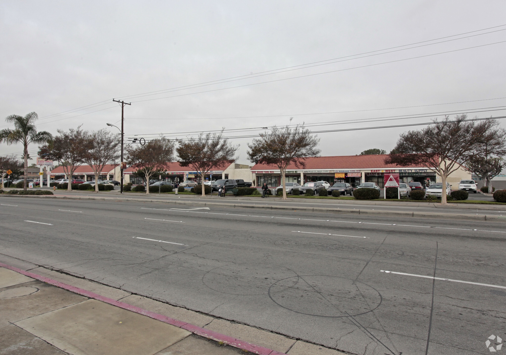 8851-8937 Westminster Blvd, Garden Grove, CA for Rent