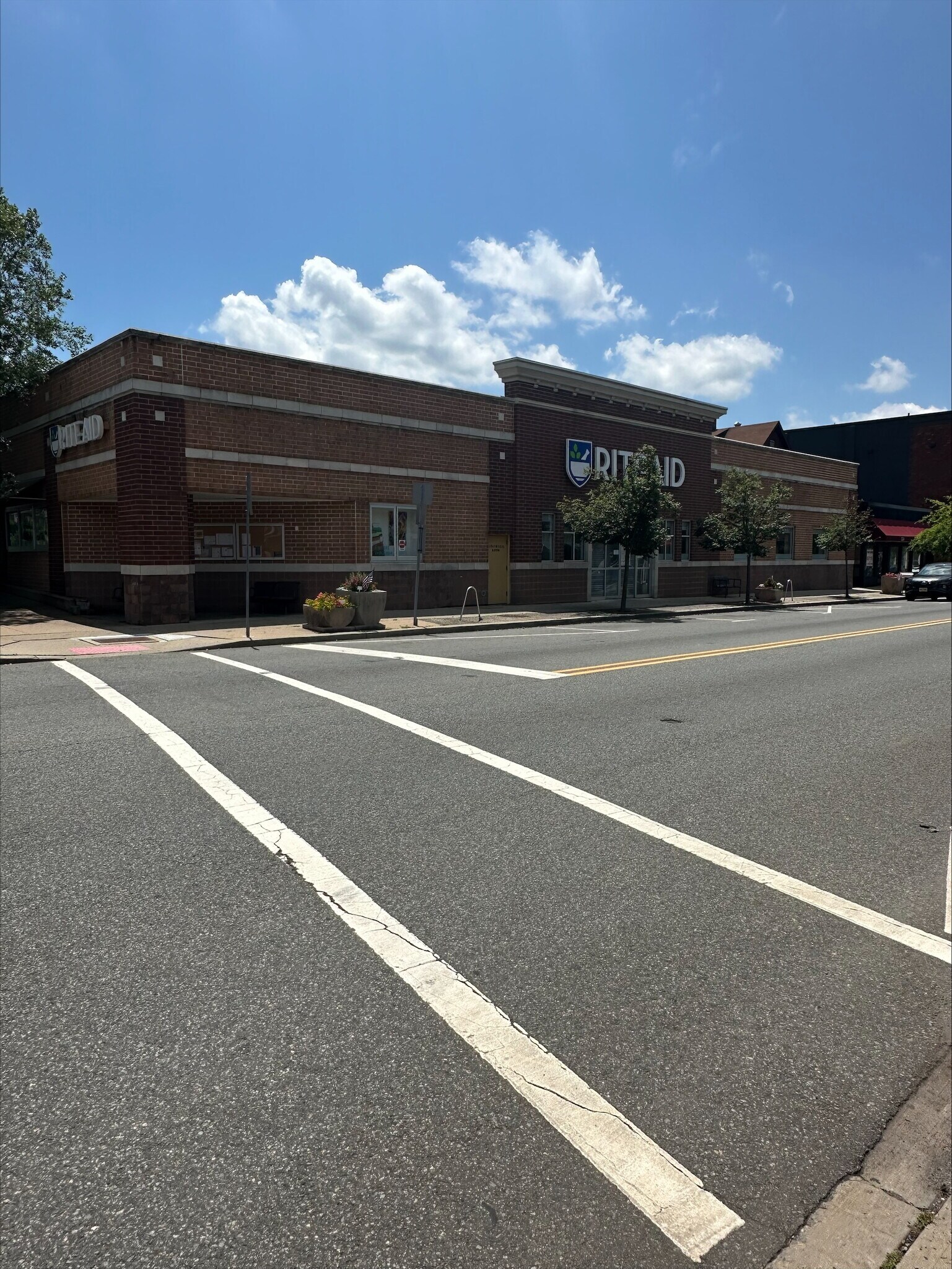 330-332 Raritan Ave, Highland Park, NJ for Sale