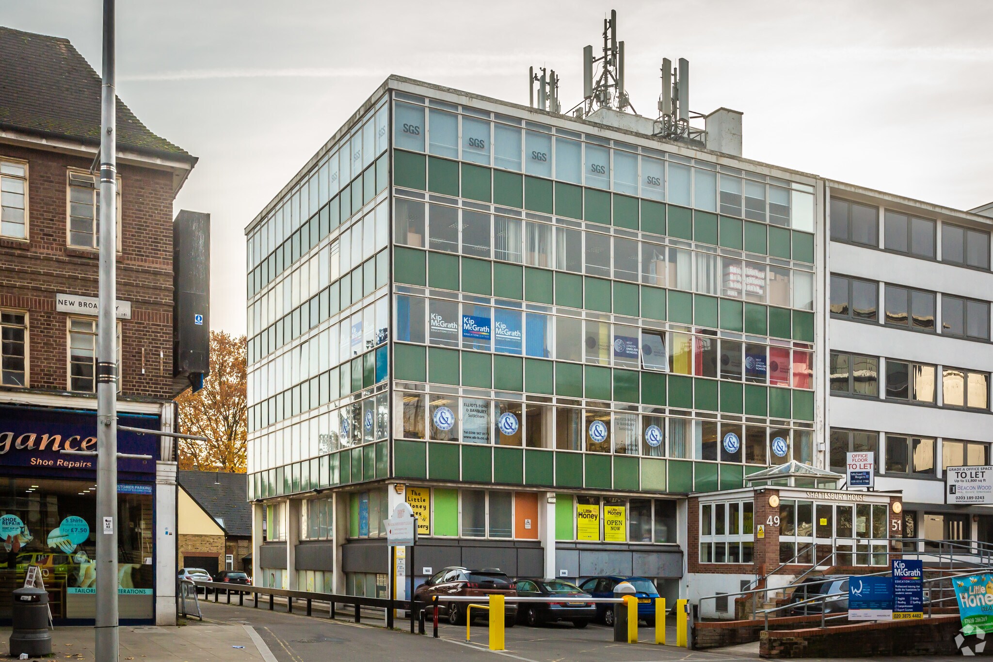 49-51 Uxbridge Rd, London, LND for Rent
