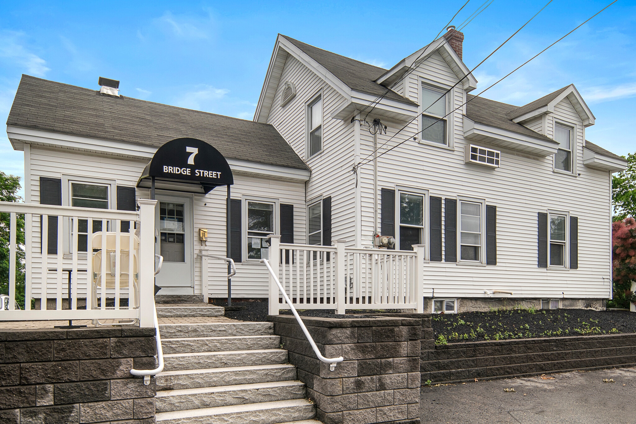 7 Bridge St, Billerica, MA for Sale
