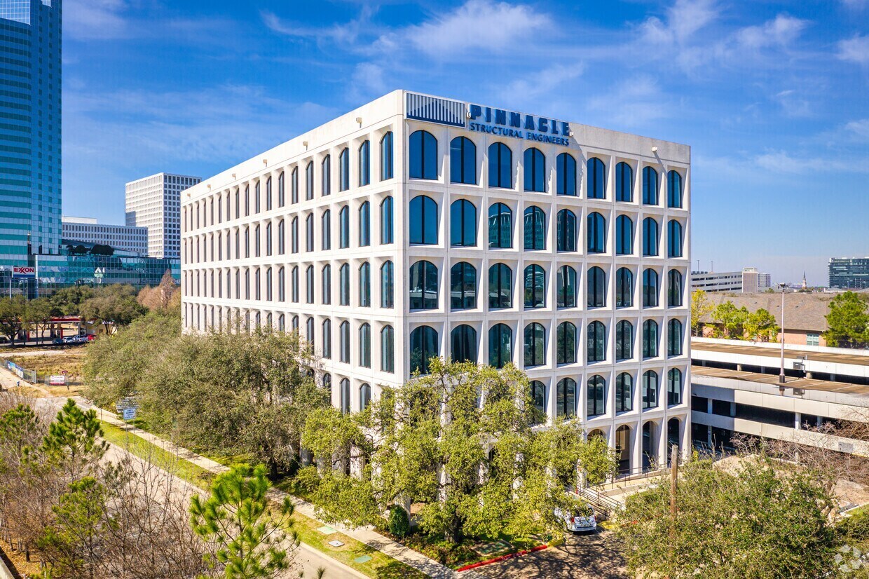 3120 Southwest Fwy, Houston, TX for Rent