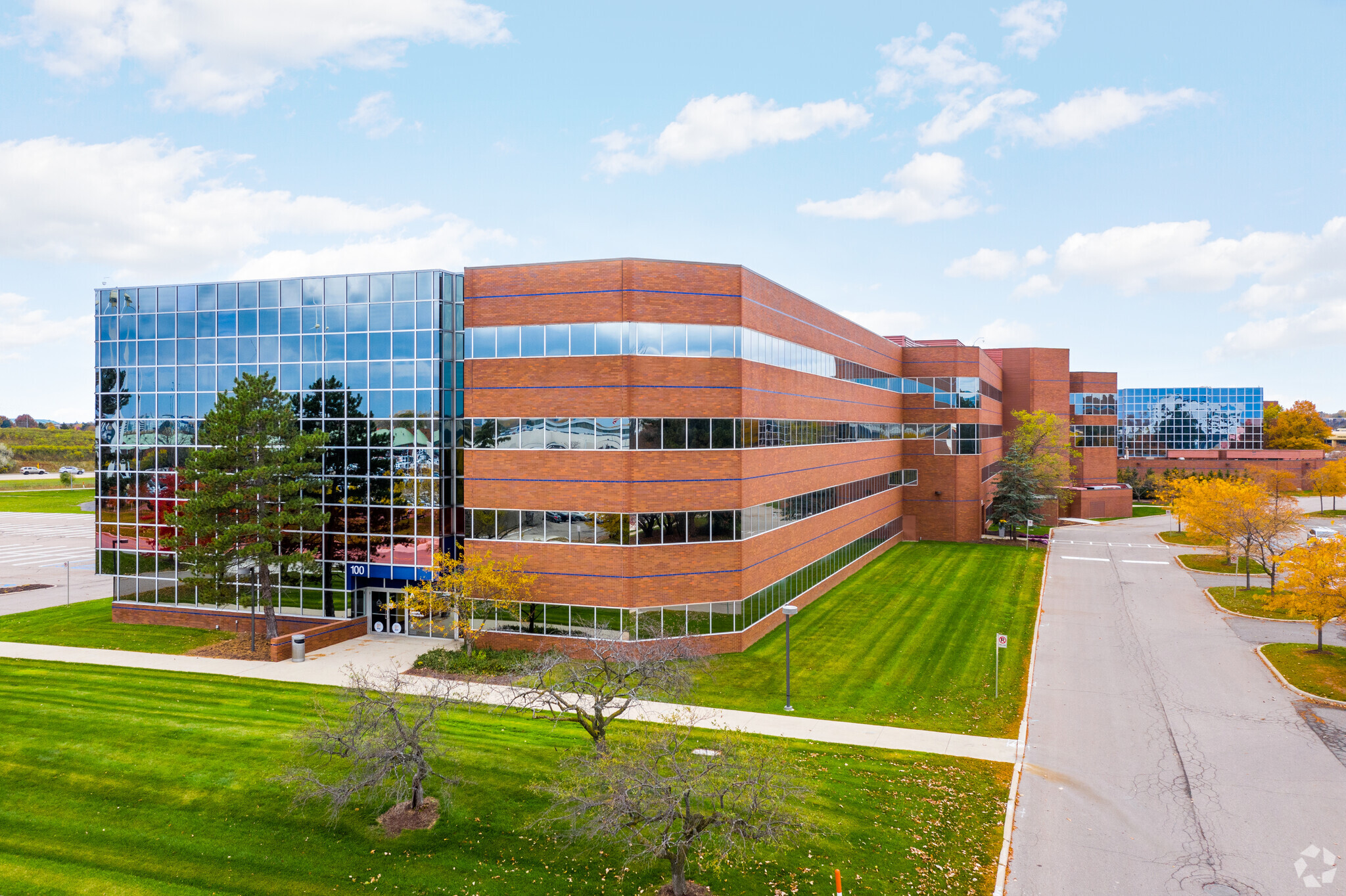 100 Galleria Officentre, Southfield, MI for Sale