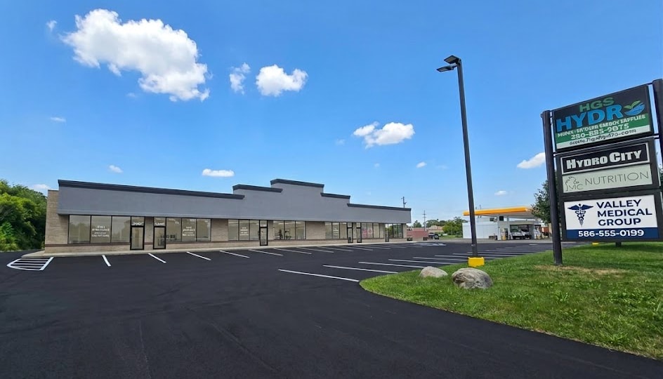 13400-13480 E 15 Mile Rd, Sterling Heights, MI for Rent