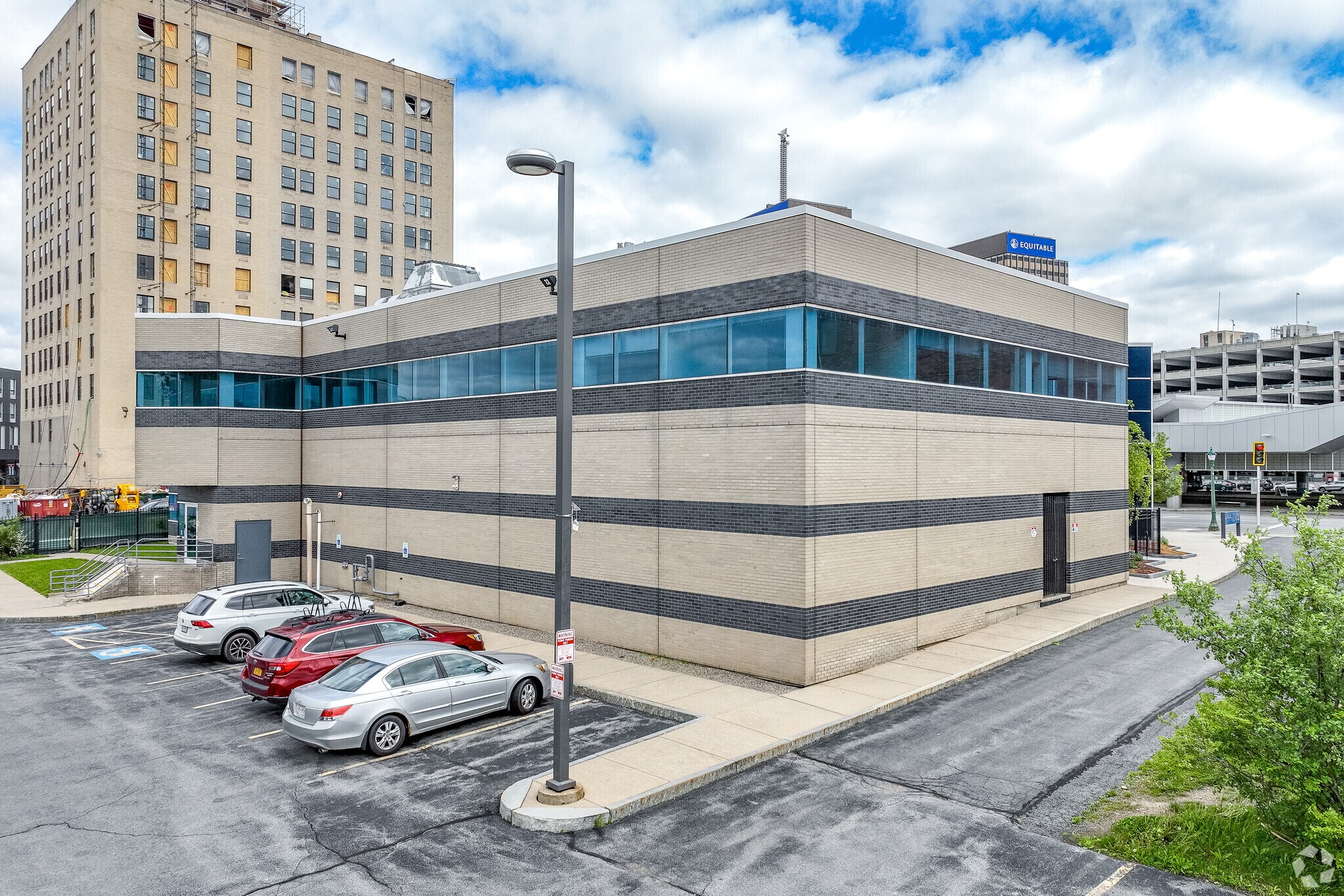 572 S Salina St, Syracuse, NY for Sale