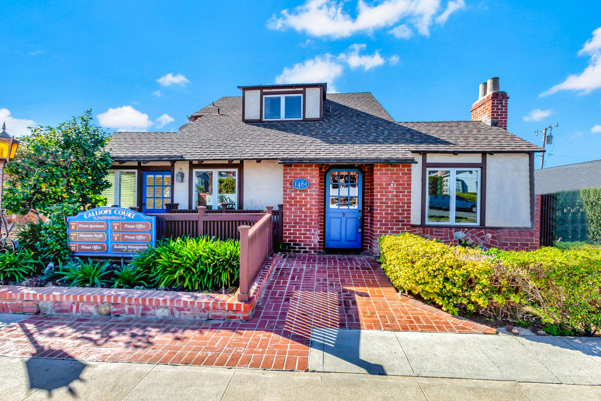 1461 Glenneyre St, Laguna Beach, CA for Sale
