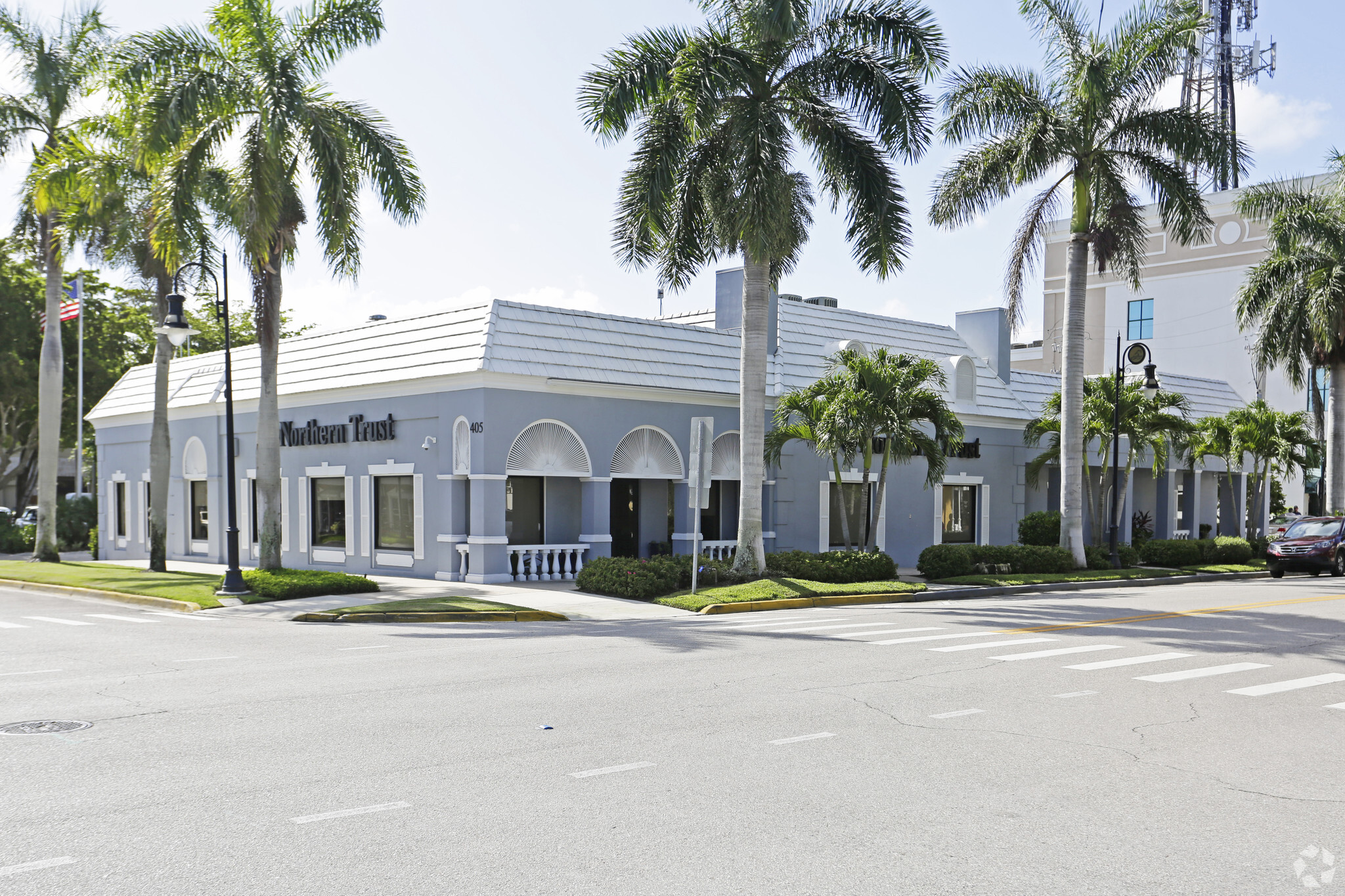 405-445 8th St S, Naples, FL for Rent