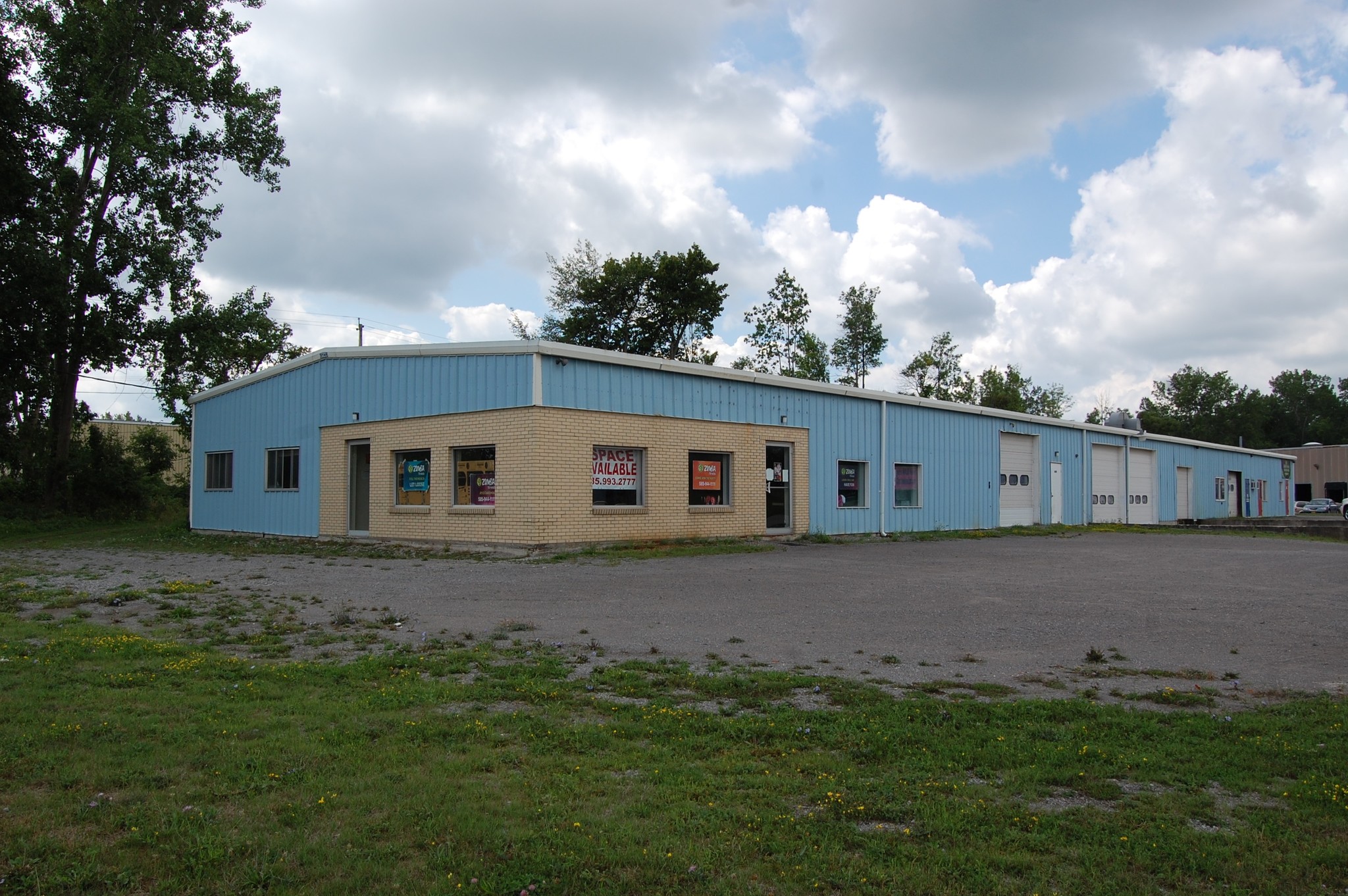 8 Apollo Dr, Batavia, NY for Rent