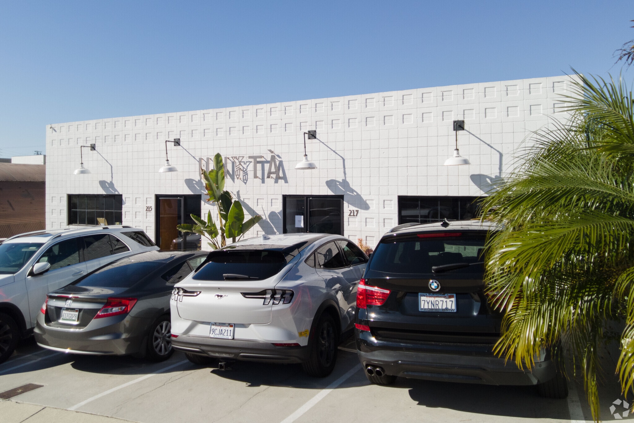 215-217 Arena St, El Segundo, CA for Rent
