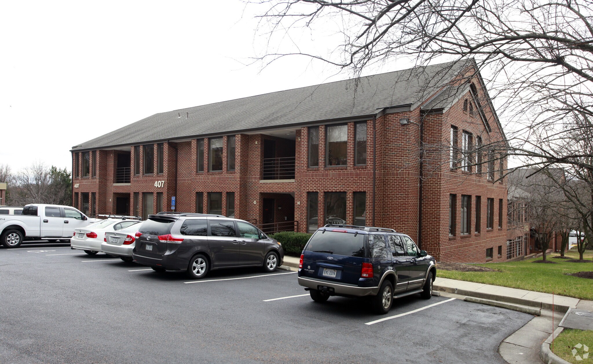 407 Church St NE, Vienna, VA for Rent