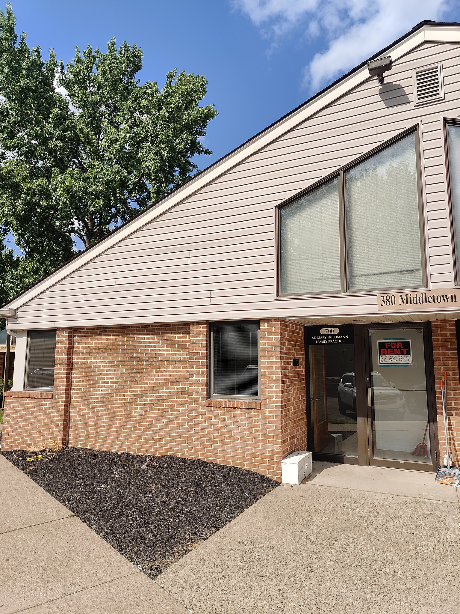 380 Middletown Blvd, Langhorne, PA for Rent