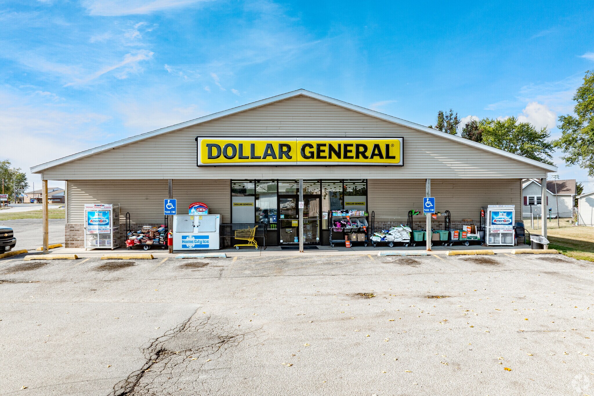 505 S Commercial Dr, Abingdon, IL for Sale