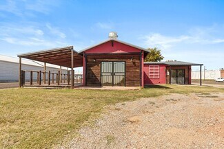 Shamrock, TX Restaurant - 117 E Railroad Ave