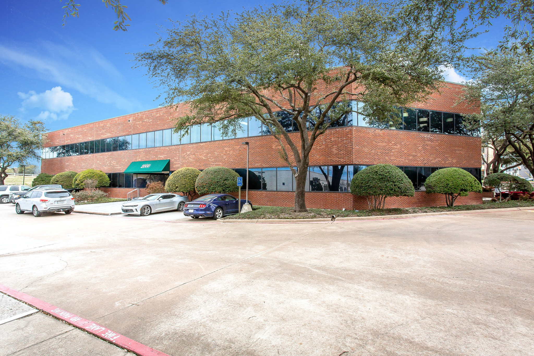 2000 N Central Expy, Plano, TX for Rent