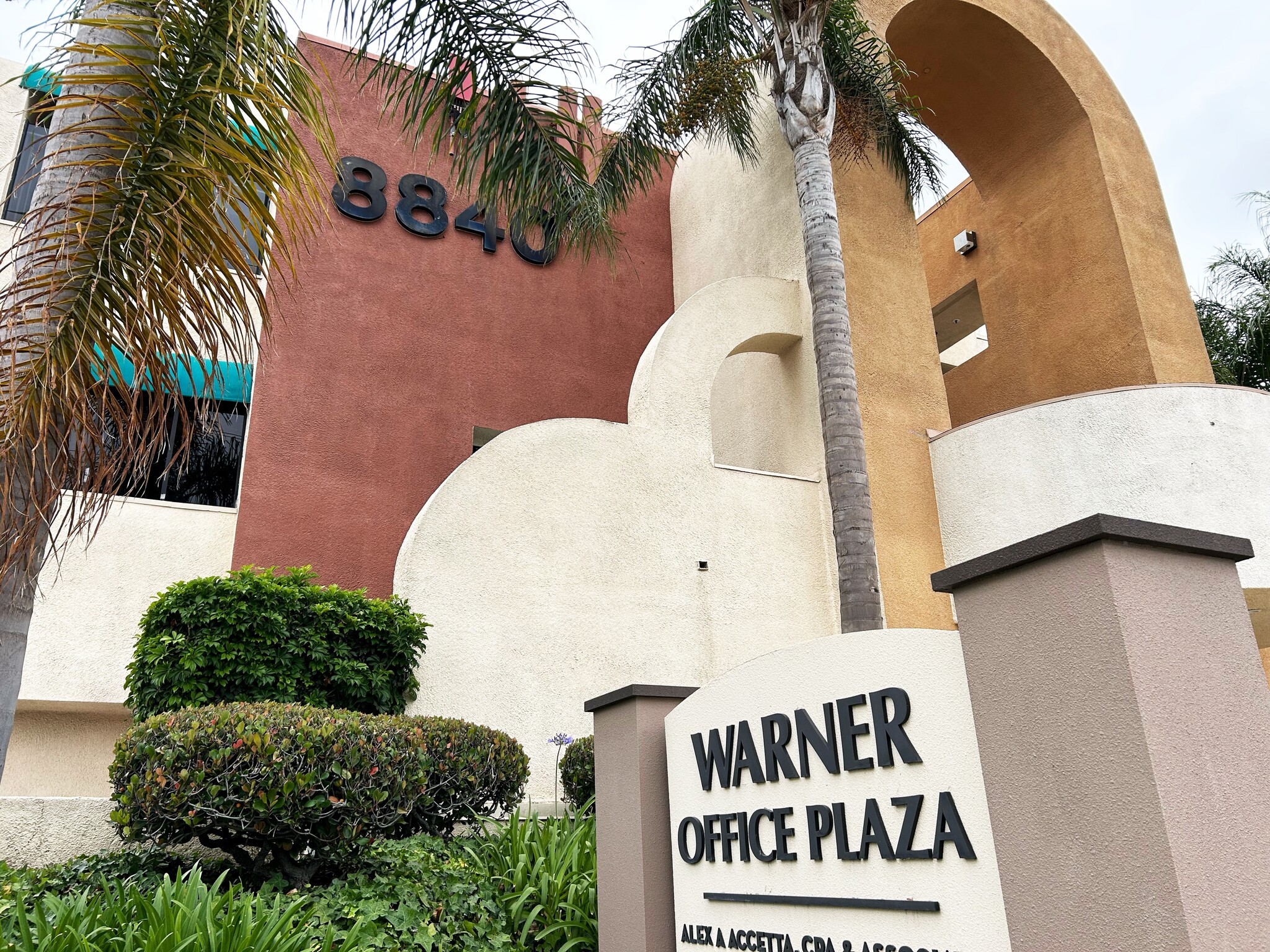 8840 Warner Ave, Fountain Valley, CA for Rent