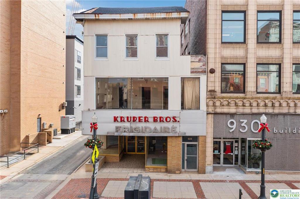 926-928 W Hamilton St, Allentown, PA for Sale