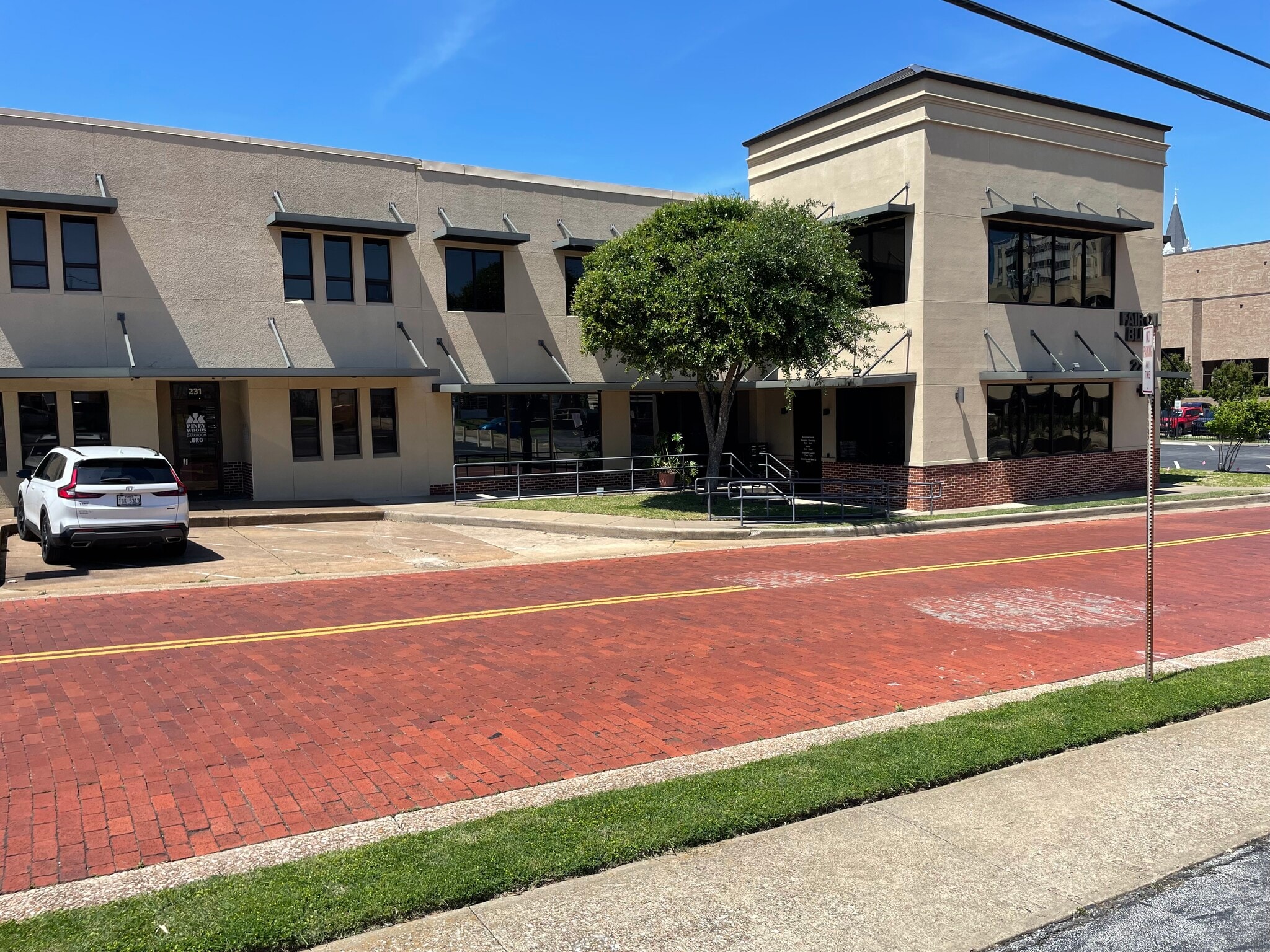 227 S College Ave, Tyler, TX for Rent