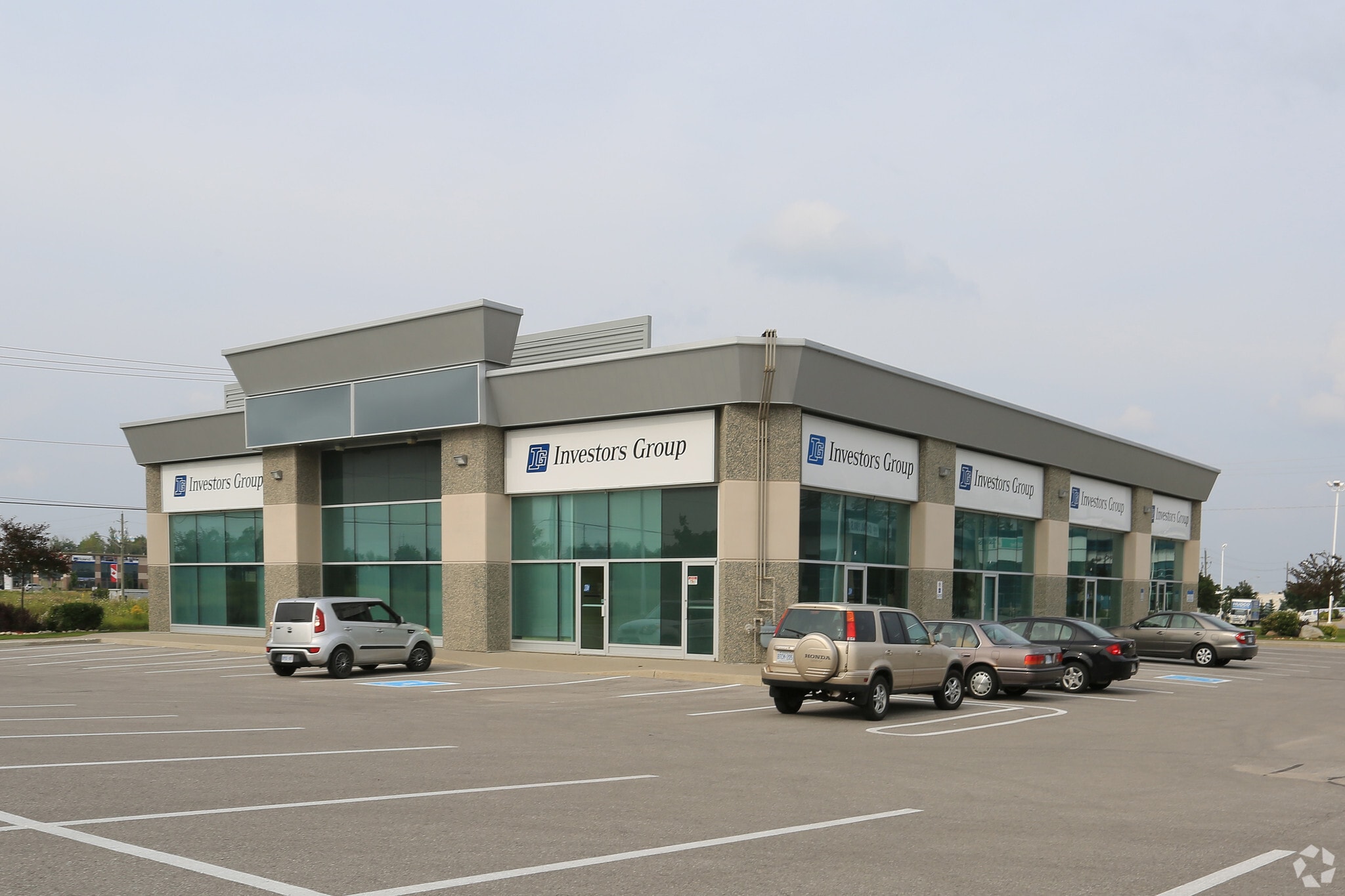 138 Commerce Park Dr, Barrie, ON for Rent