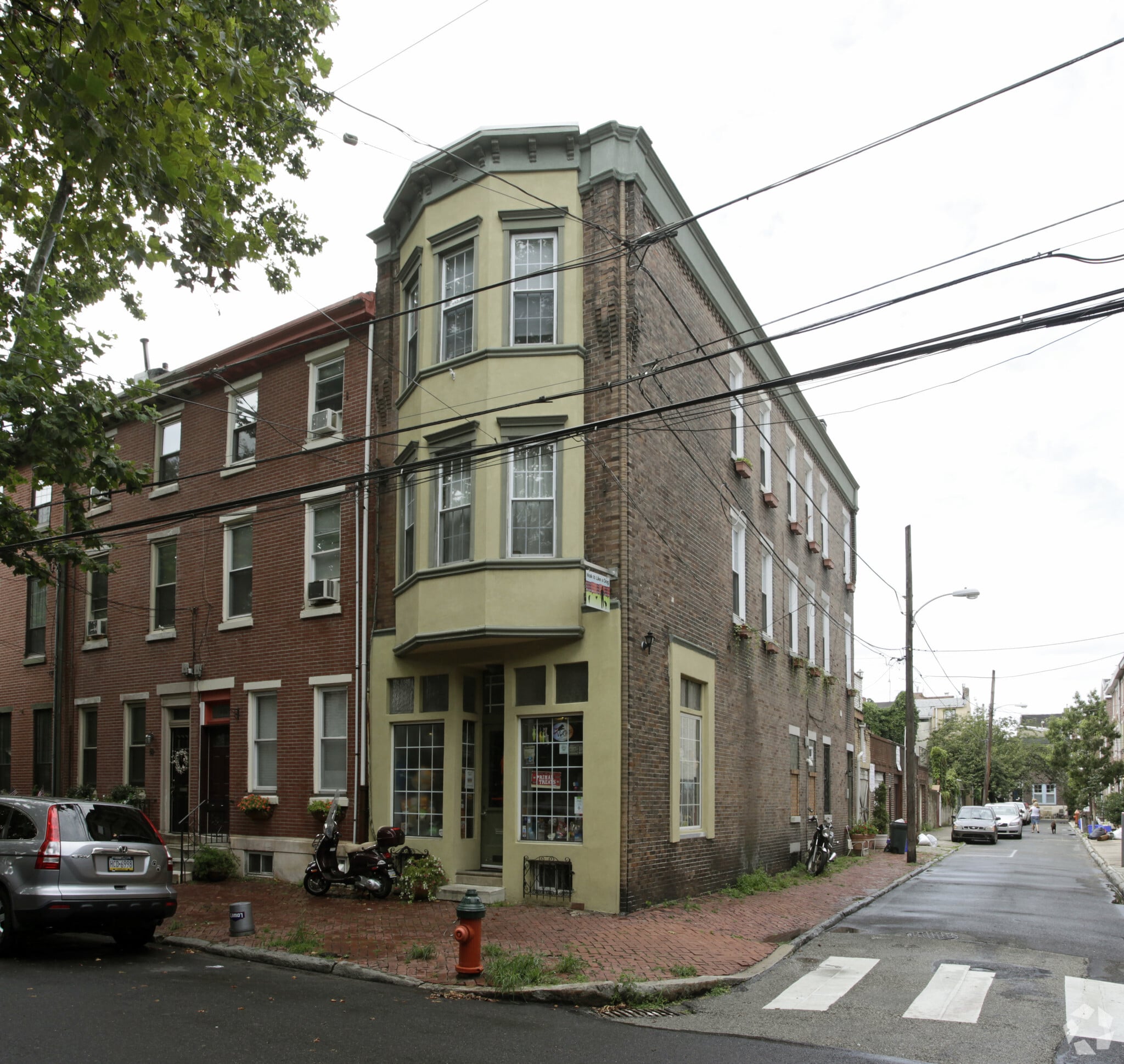 934 E Moyamensing Ave, Philadelphia, PA for Rent