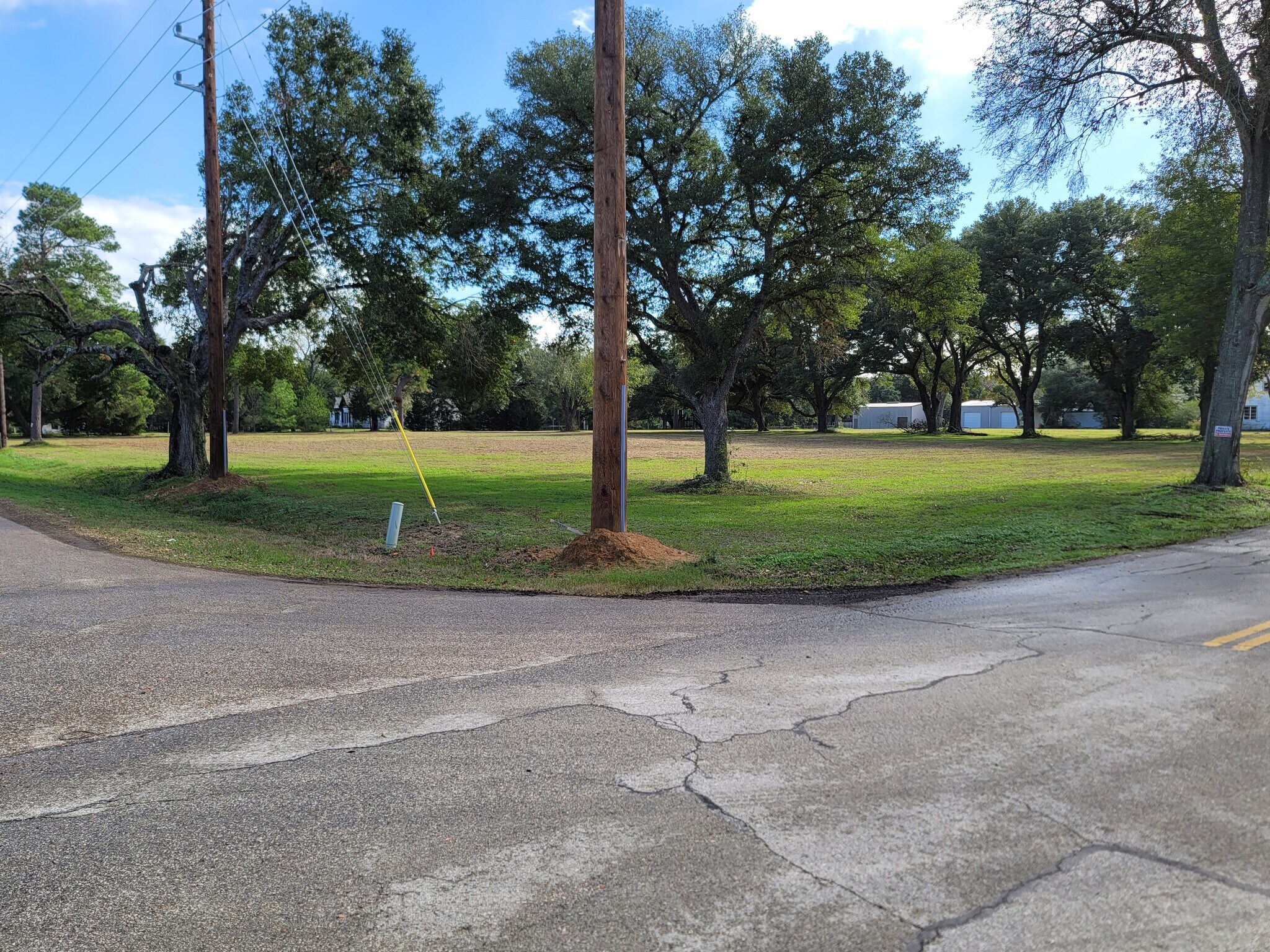 000 Burkhardt Rd., Tomball, TX for Sale