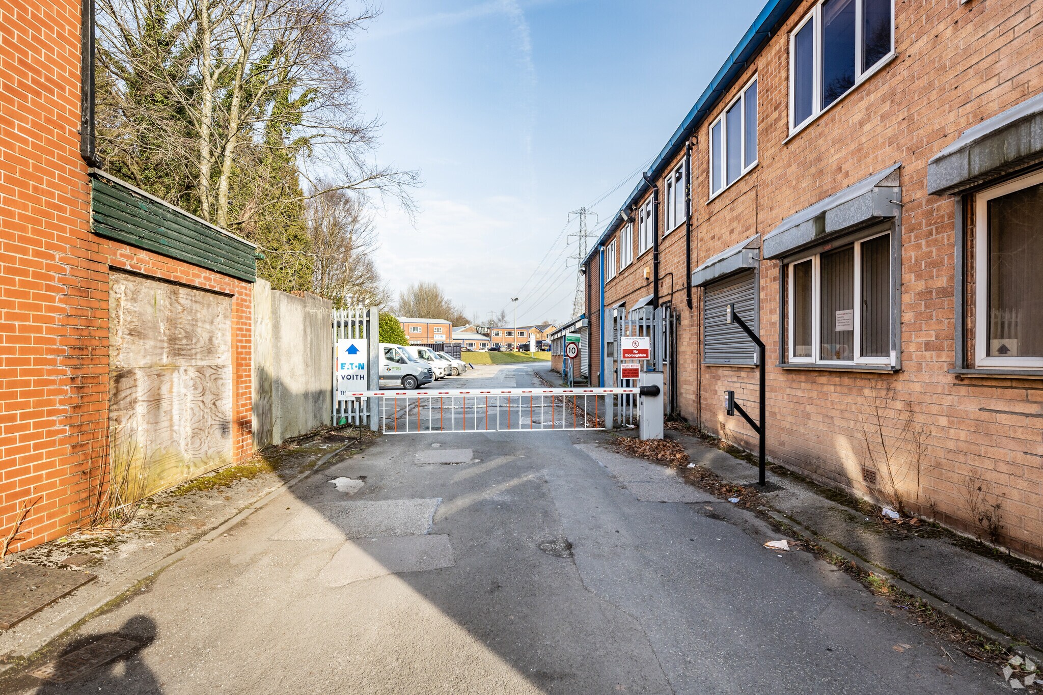 Grimshaw Ln, Oldham, GTM for Rent