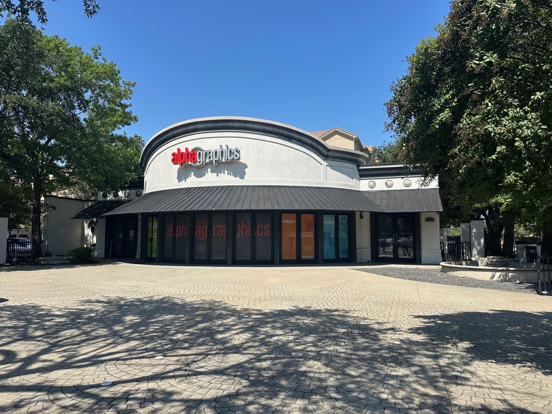 5275 Spring Valley Rd, Dallas, TX for Sale