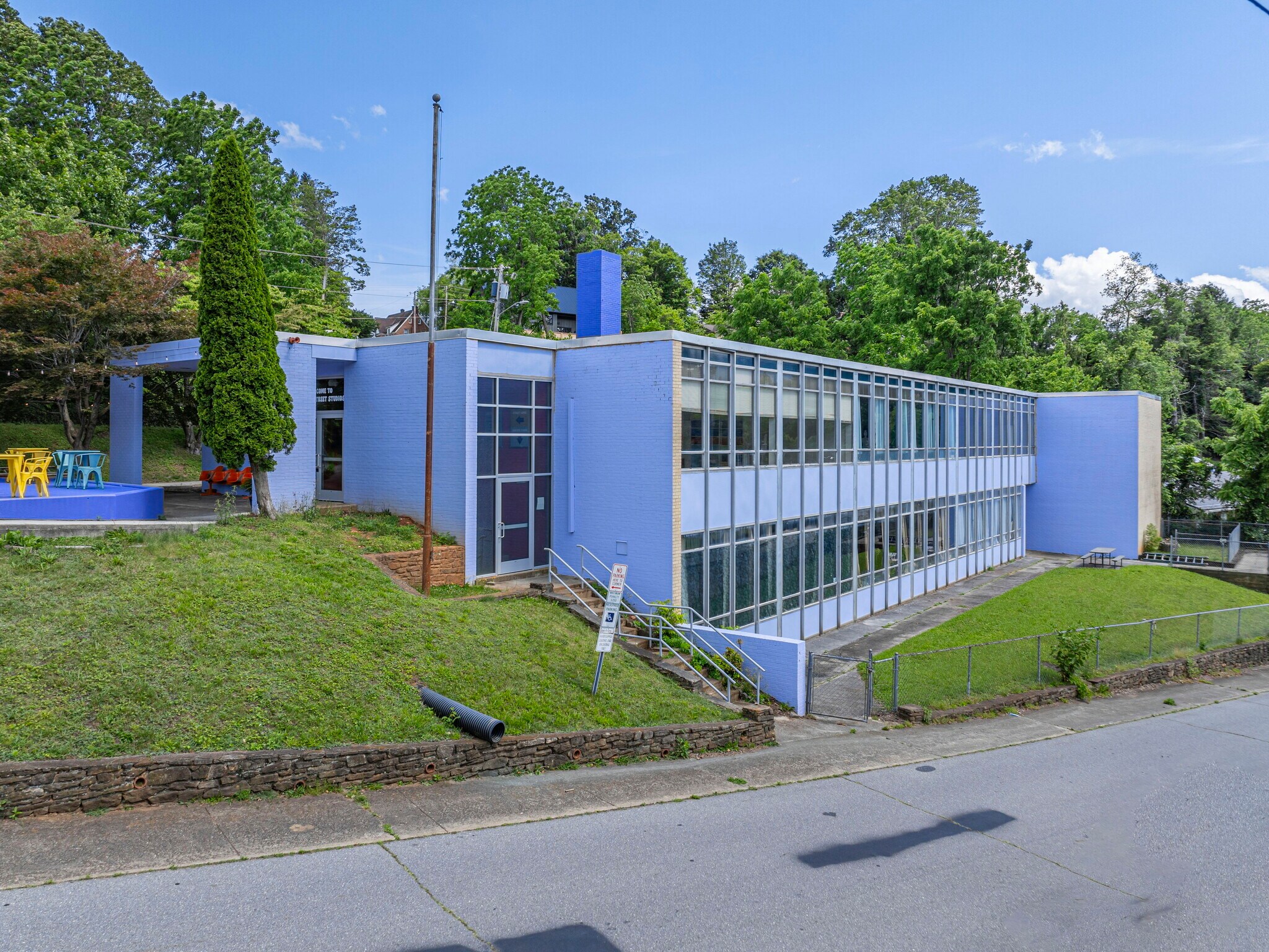 225 Church St, Waynesville, NC for Rent