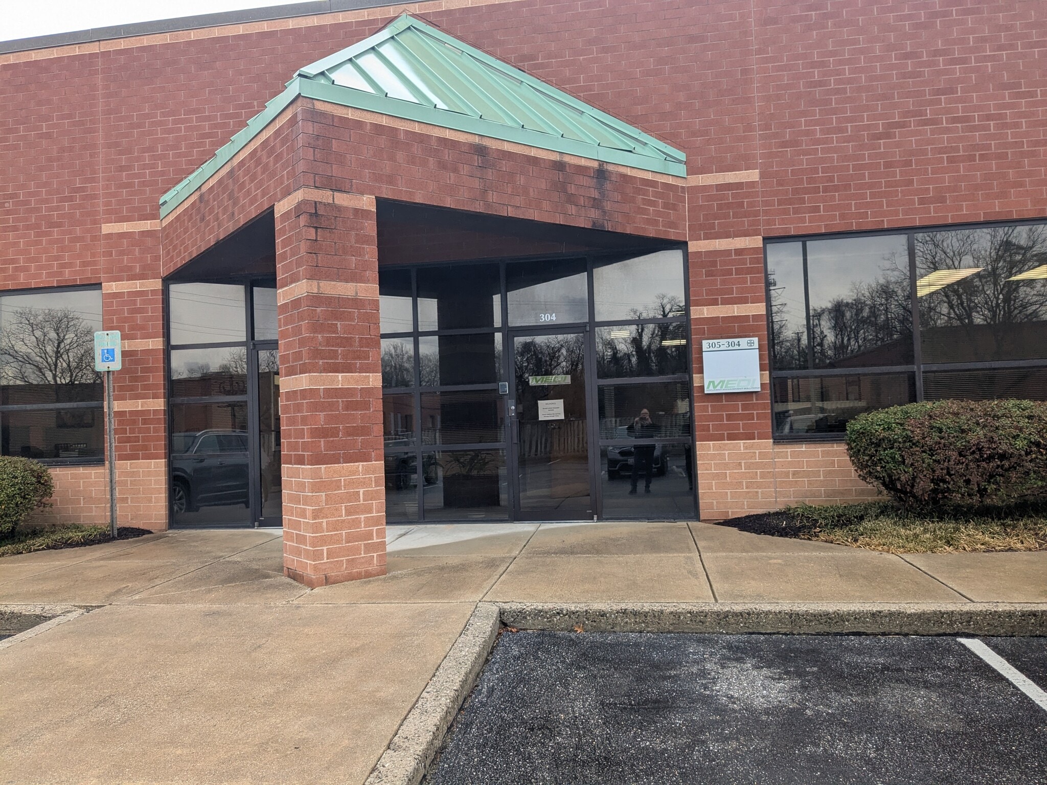 8227 Cloverleaf Dr, Millersville, MD for Sale