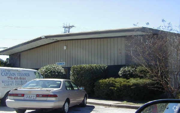 960 Shallowford Rd NE, Kennesaw, GA for Rent