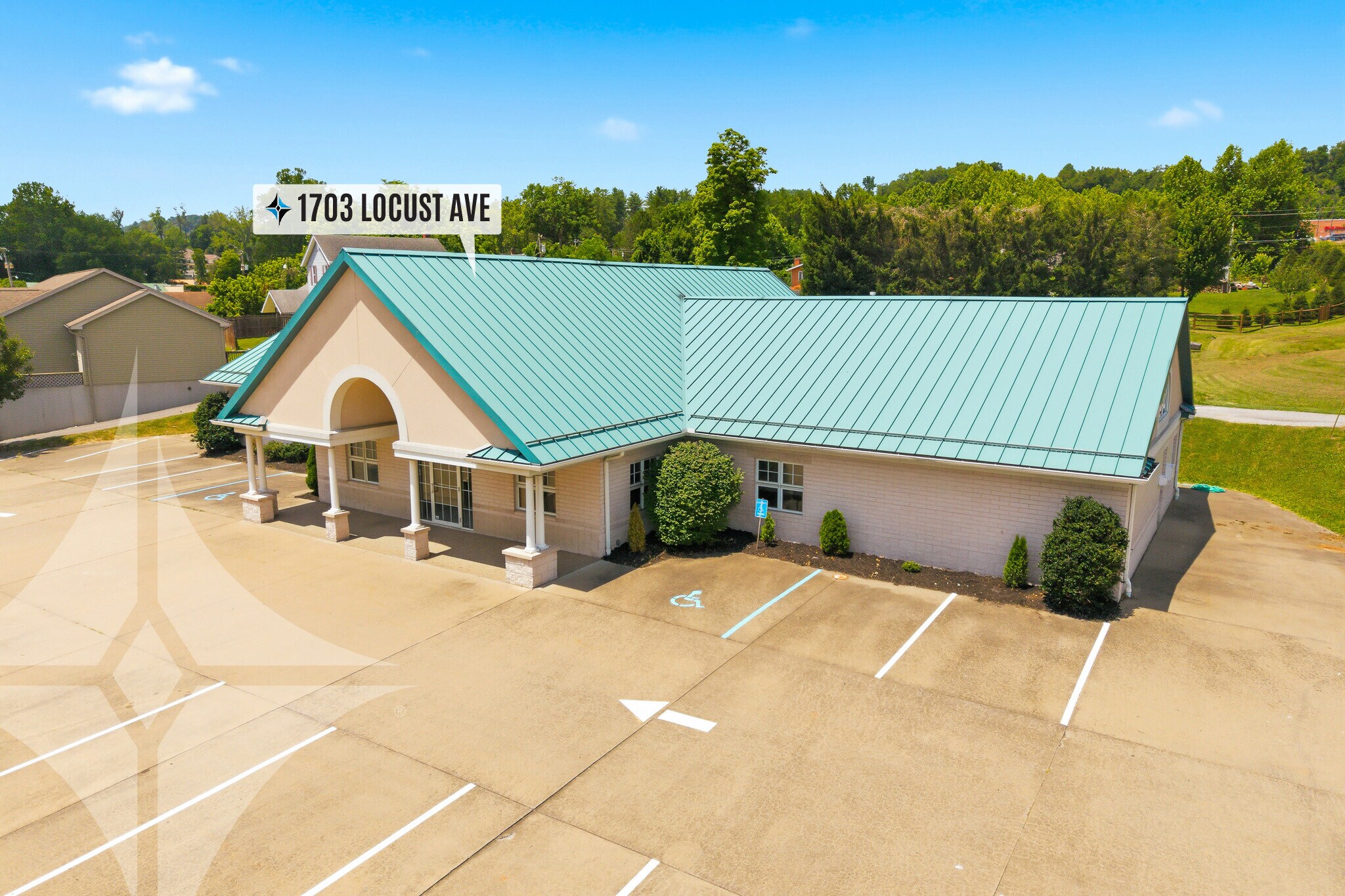1703 Locust Ave, Fairmont, WV for Sale