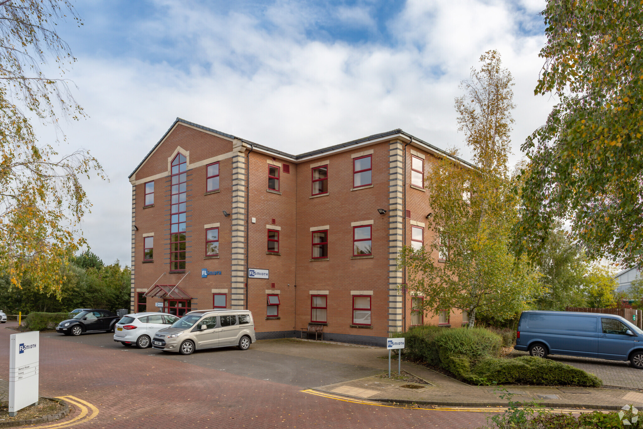 Castle Mound Way, Rugby, WAR for Rent