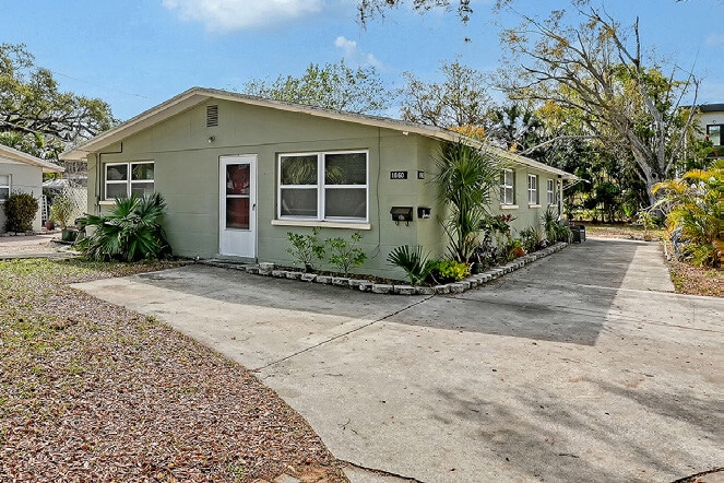 1860 7th St, Sarasota, FL for Sale