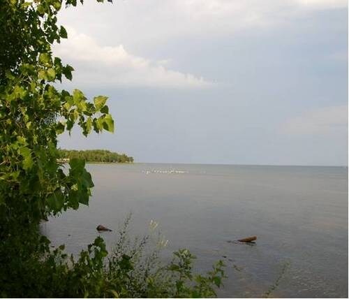901 39th Ave, Menominee, MI for Sale
