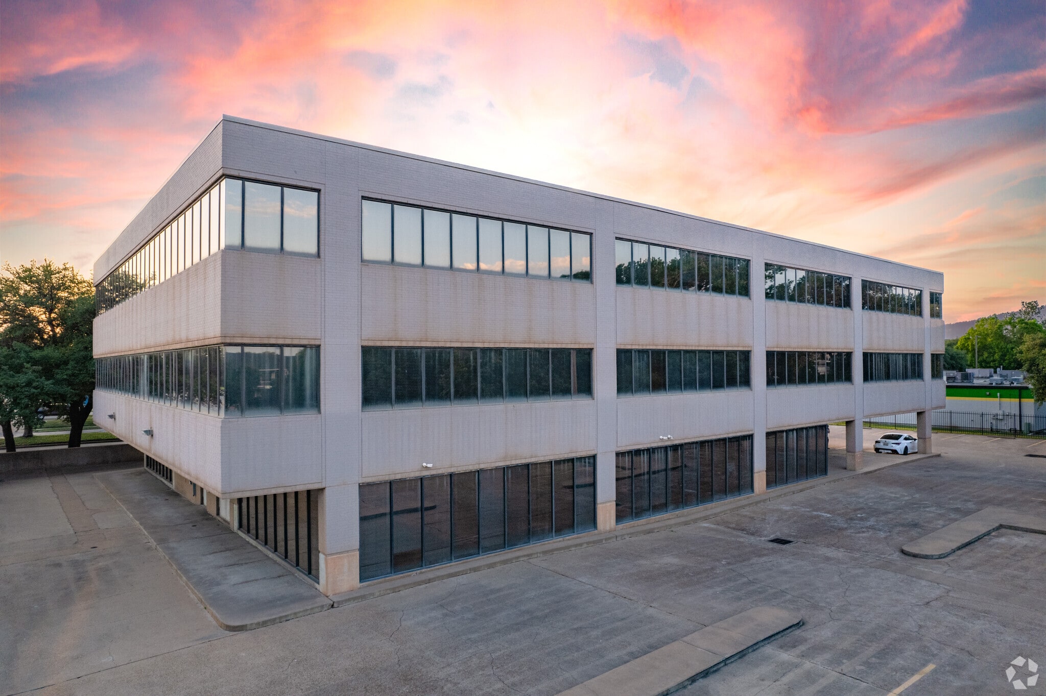 5200 Hollister Rd, Houston, TX for Sale