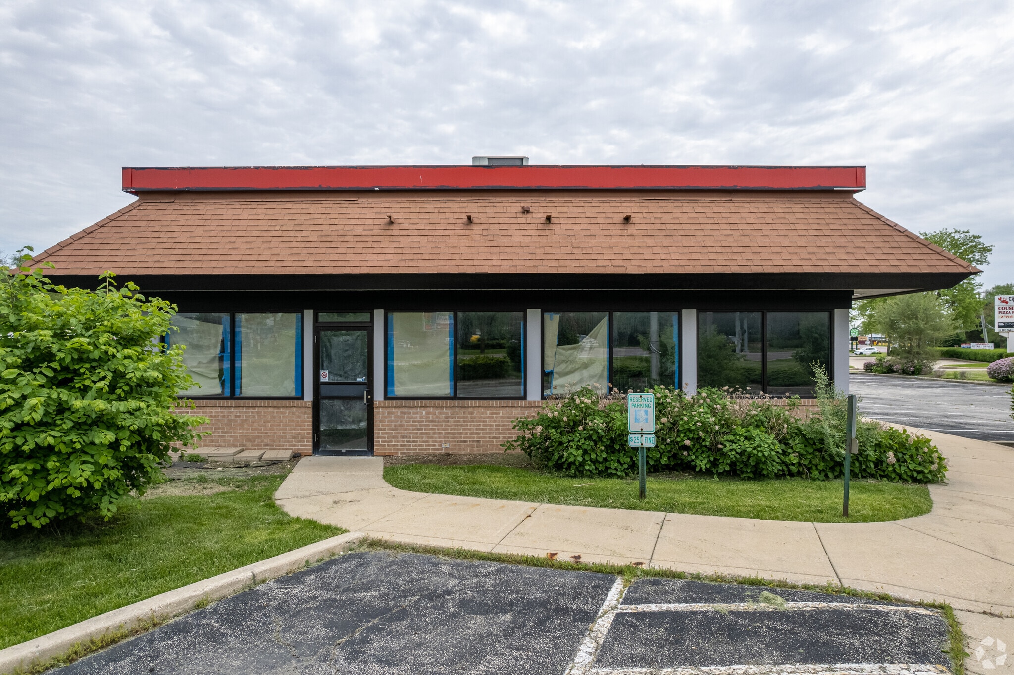920 Lake St, Roselle, IL for Rent