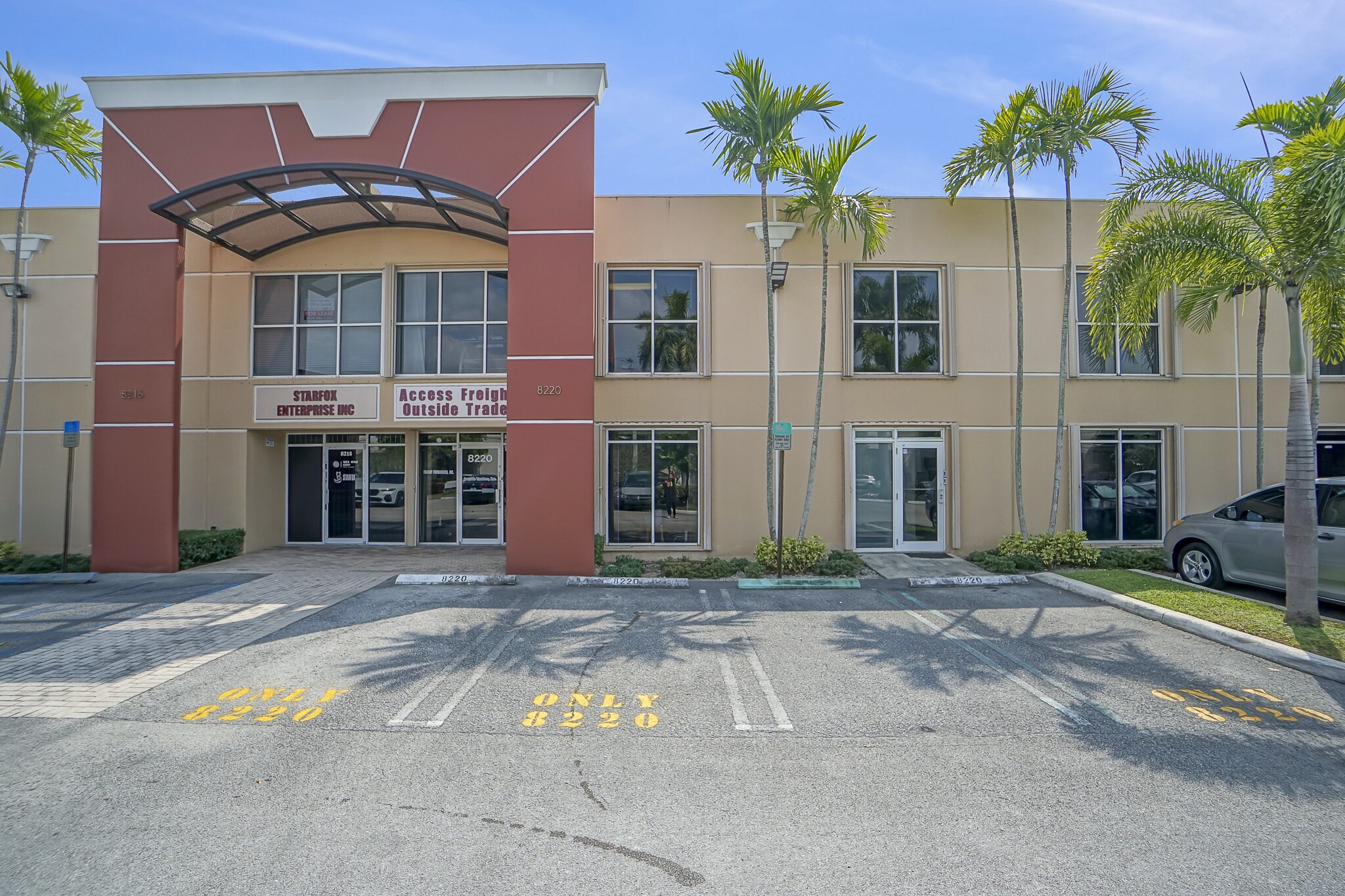 8304 NW 30th Ter, Doral, FL for Rent