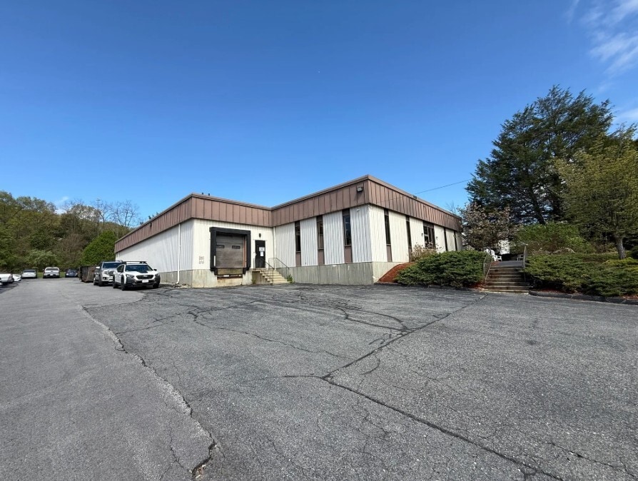 235 Brooks St, Worcester, MA for Rent