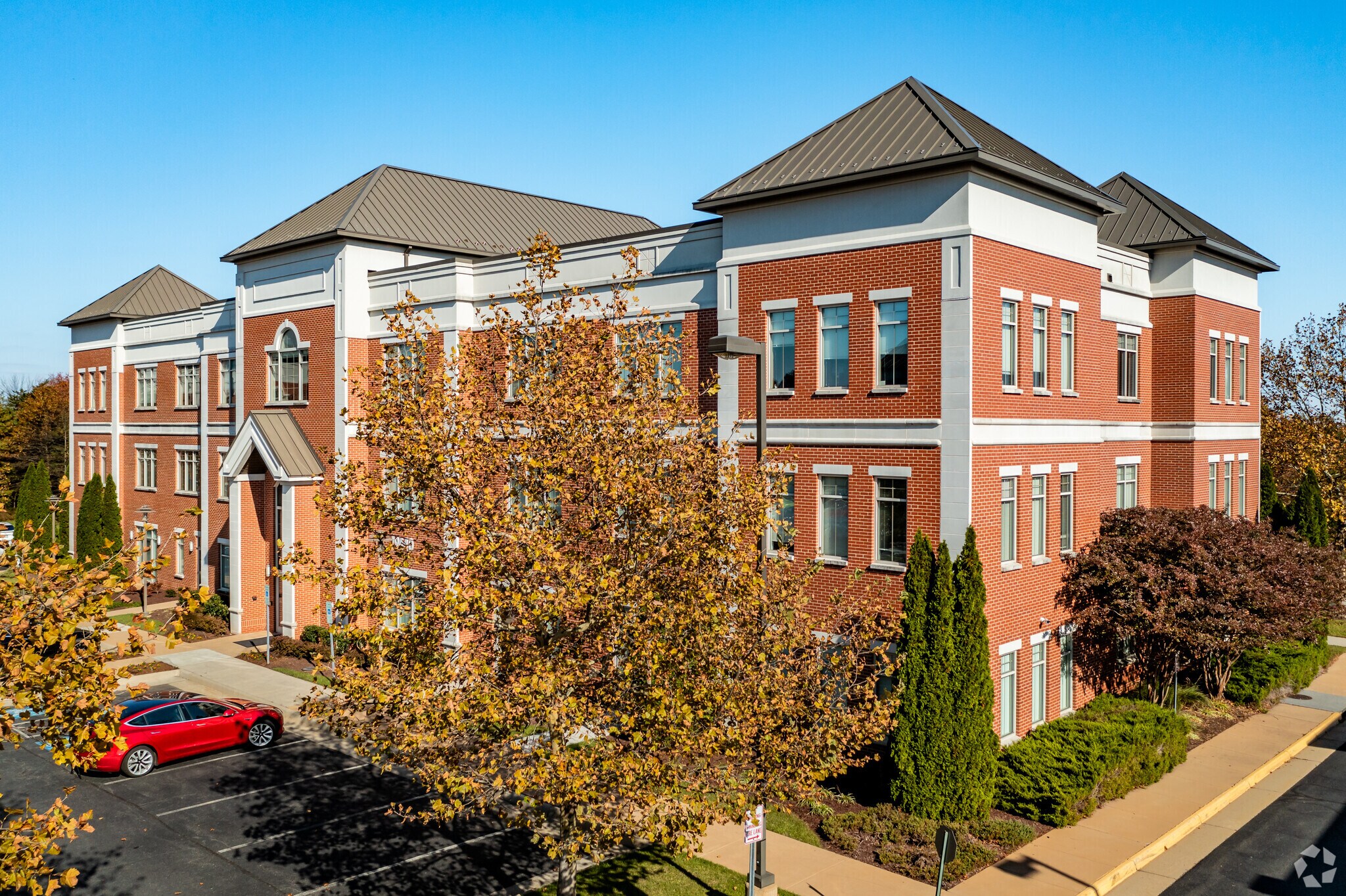 19440 Golf Vista Plz, Lansdowne, VA for Rent