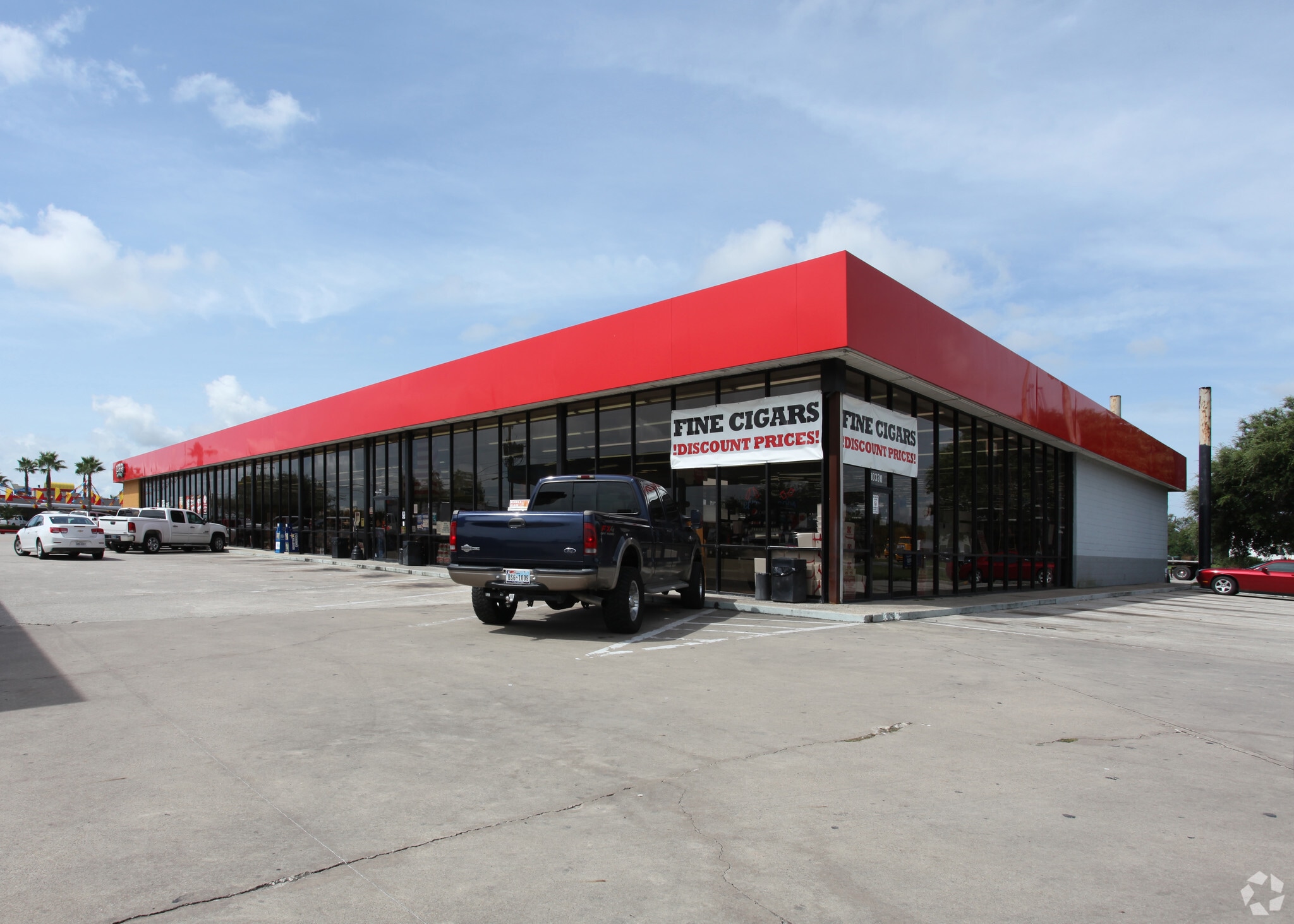 10330 E I-10 Fwy, Baytown, TX for Sale